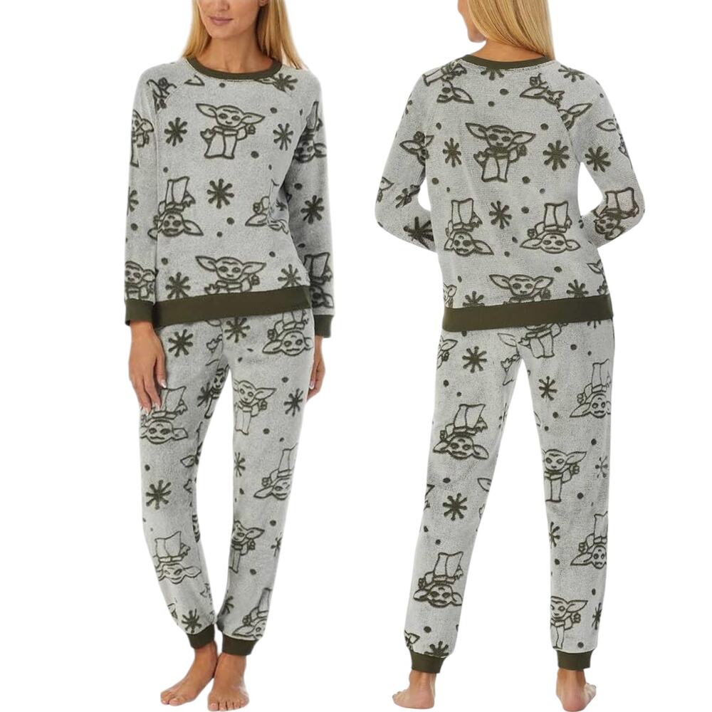 STAR WARS The Mandalorian Grogu Women's 2-Piece Plush Fleece Jogger Lounge Set